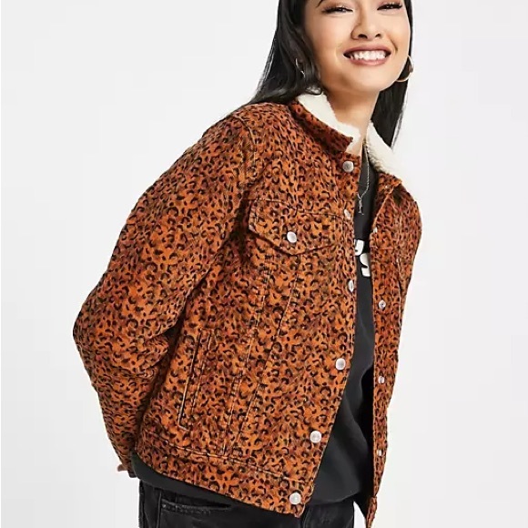 Sherpa collar leopard trucker jacket - Picture 2 of 9
